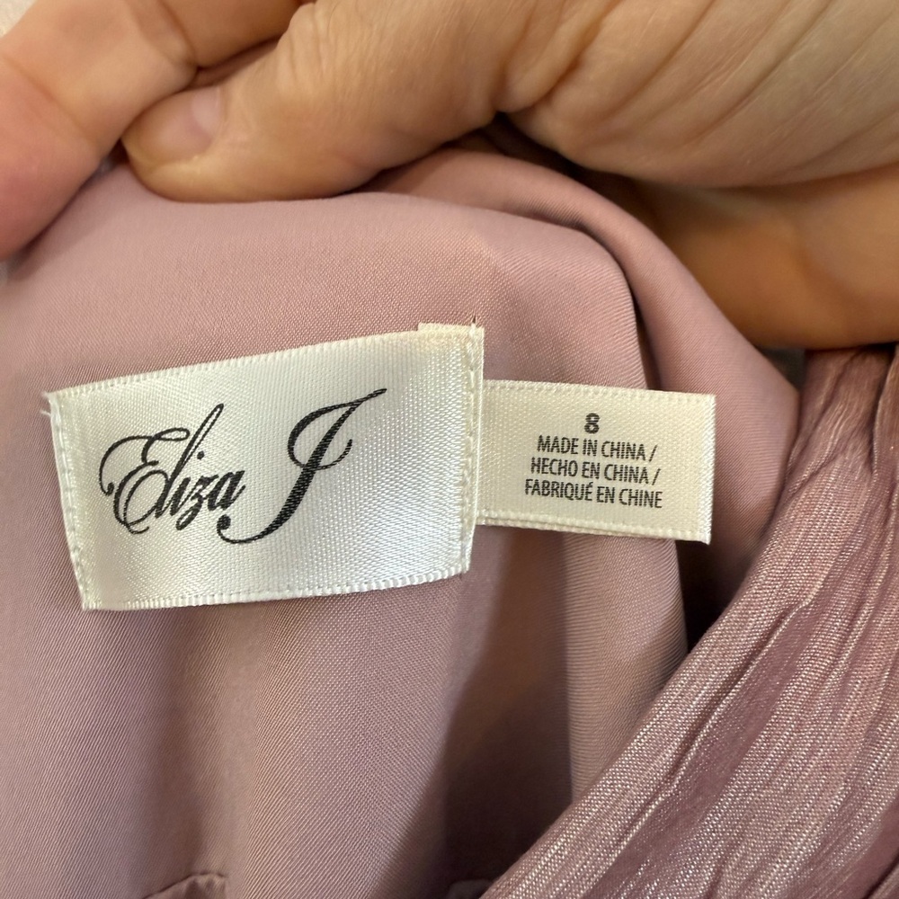 Eliza J Pink Ruched Sheath Dress with V-Neck - Picture 7 of 7